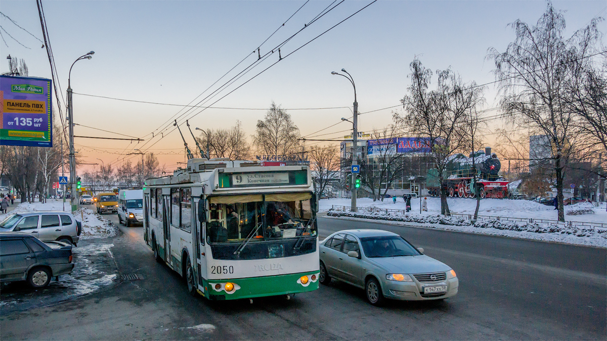 Пенза, ЗиУ-682Г-016.02 № 2050