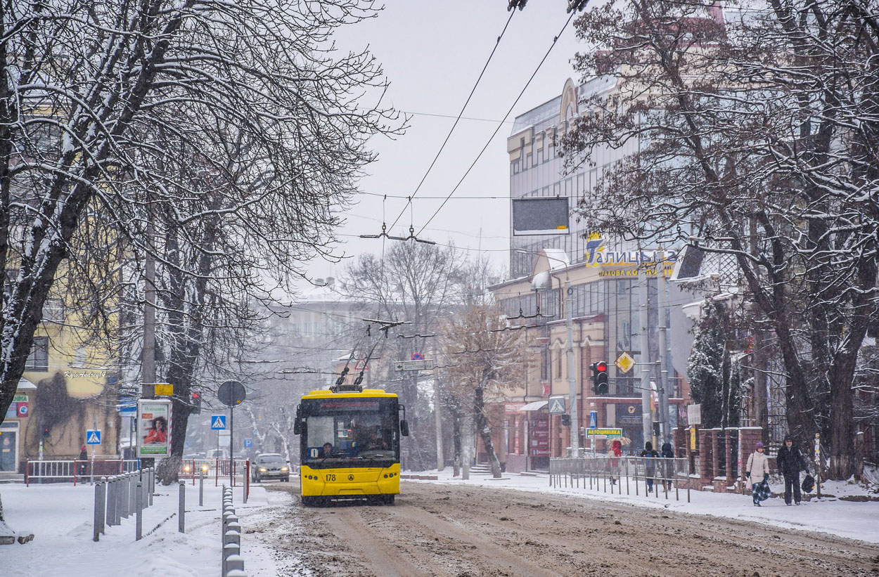 Ивано-Франковск, ЛАЗ E183D1 № 178