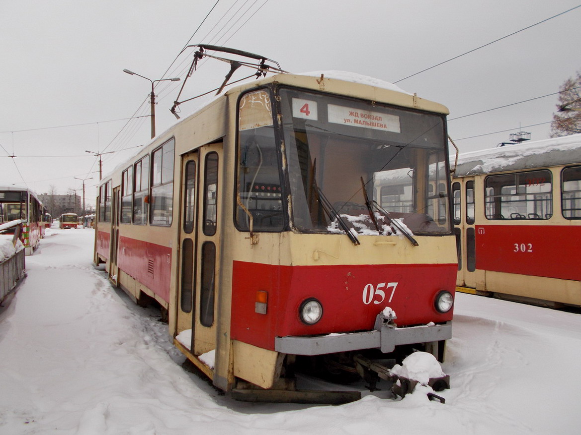 Kursk, Tatra T6B5SU č. 057