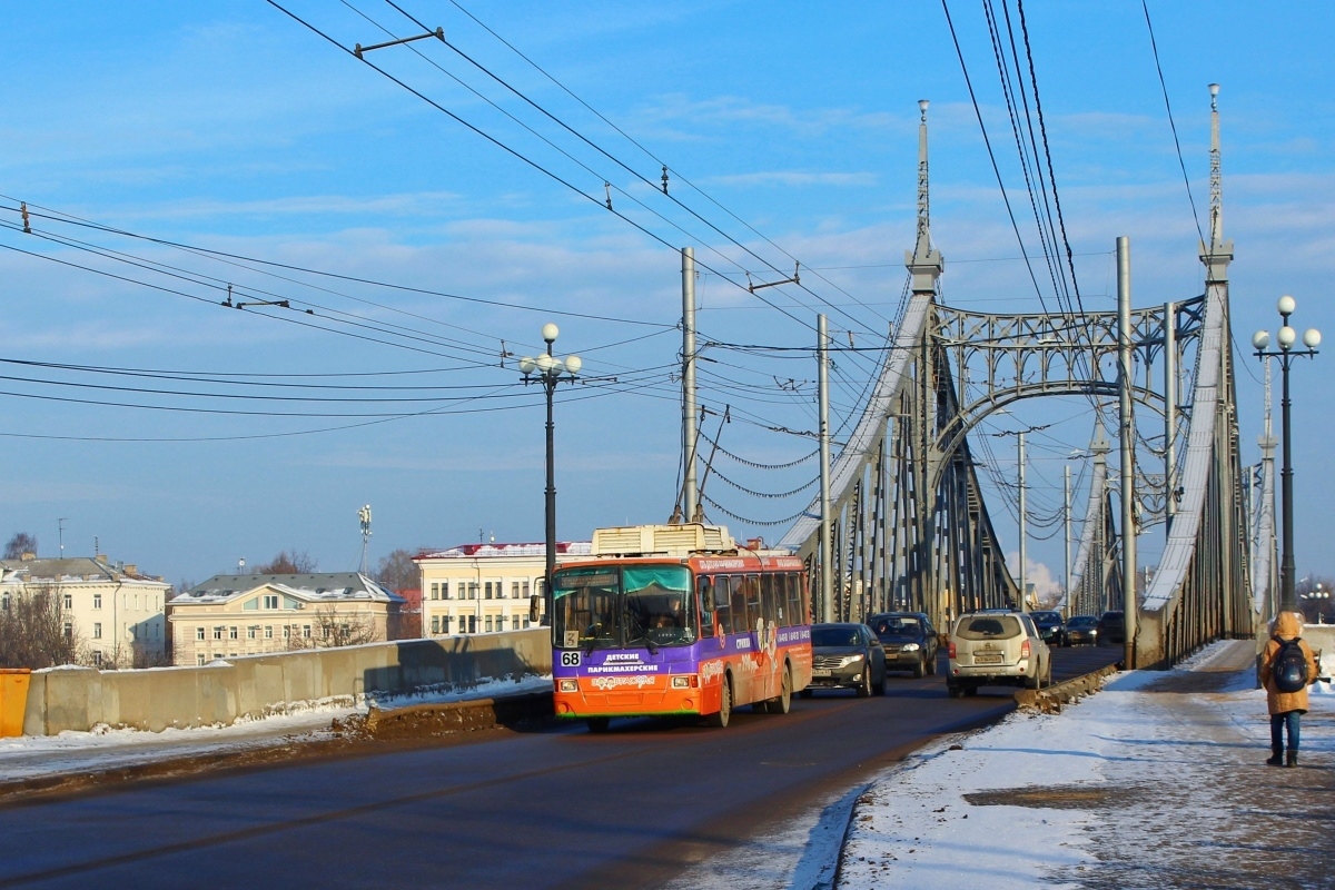 Tver, LiAZ-5280 N°. 68