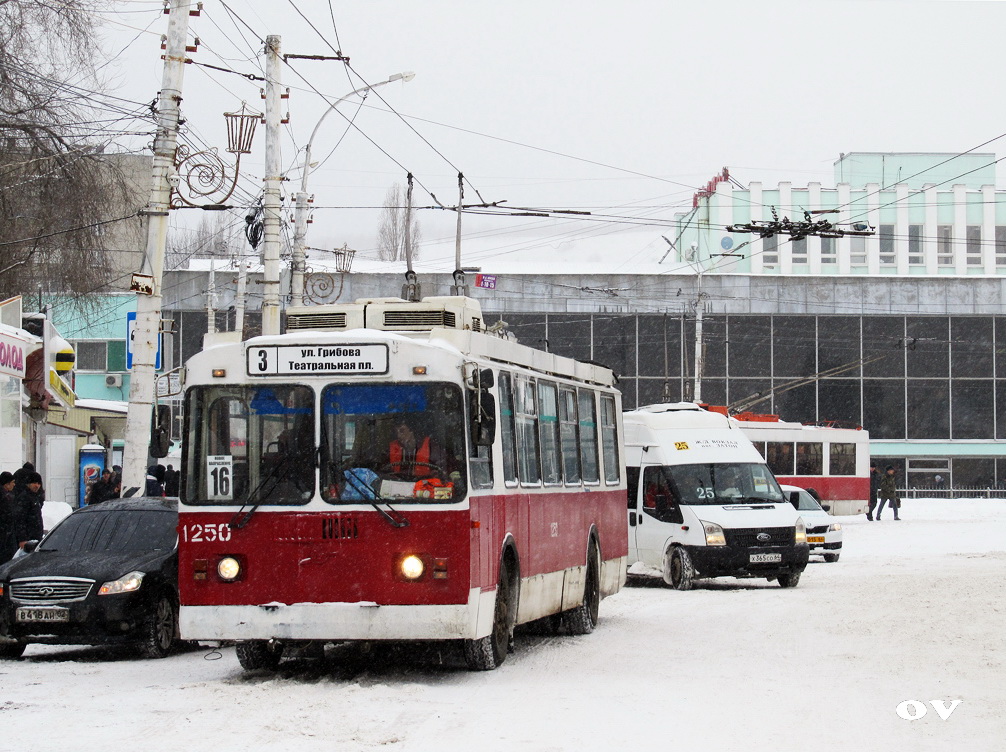 Саратов, ЗиУ-682Г-016.02 № 1250