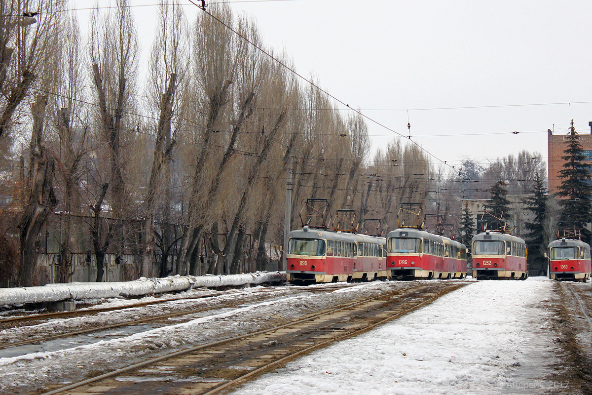 Днепр, Tatra T3SU № 1199; Днепр, Tatra T3SU № 1286; Днепр, Tatra T3SU № 1232; Днепр — Территория трамвайных депо Днепр, Tatra T3SU № 1199; Днепр, Tatra T3SU № 1286; Днепр, Tatra T3SU № 1232; Днепр — Территория трамвайных депо