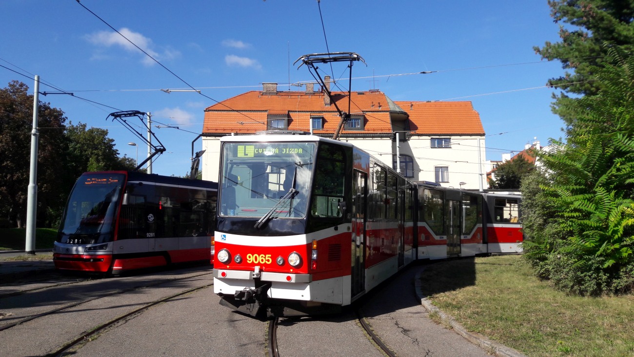 Praha, Tatra KT8D5R.N2P № 9065