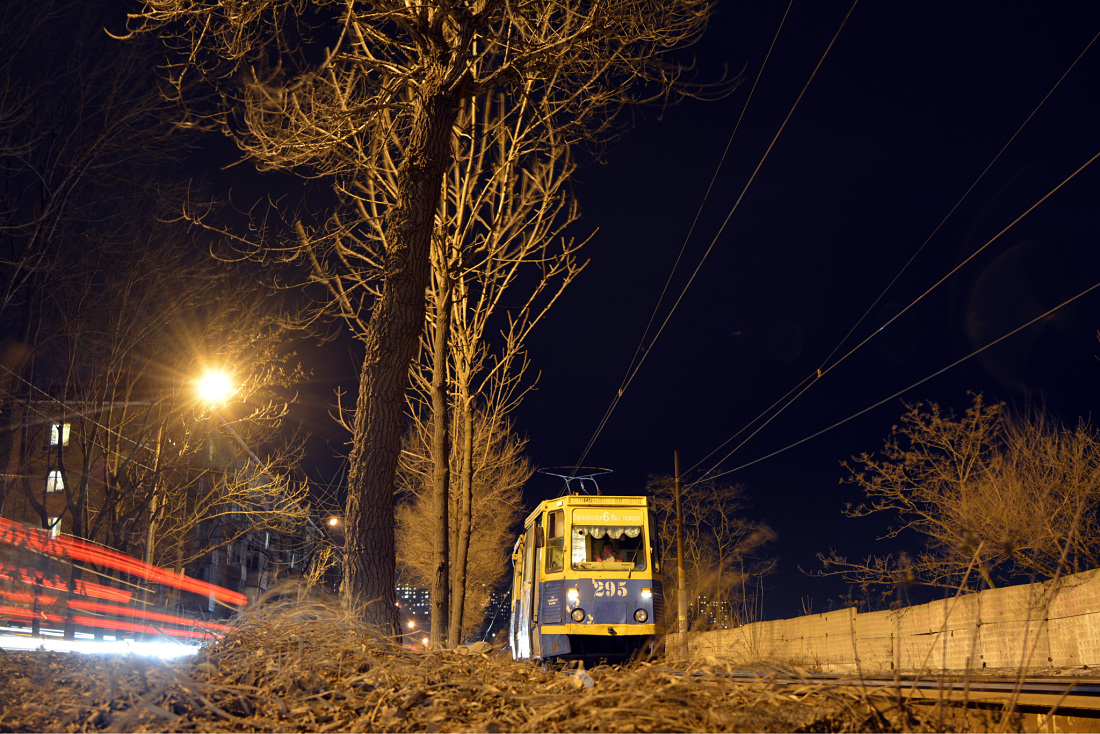 Владивосток, 71-605 (КТМ-5М3) № 295 Владивосток, 71-605 (КТМ-5М3) № 295