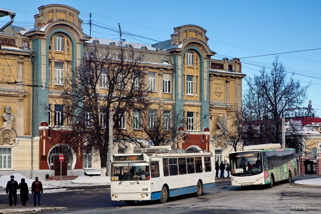 Владимир, ЗиУ-682Г-016.04 № 300