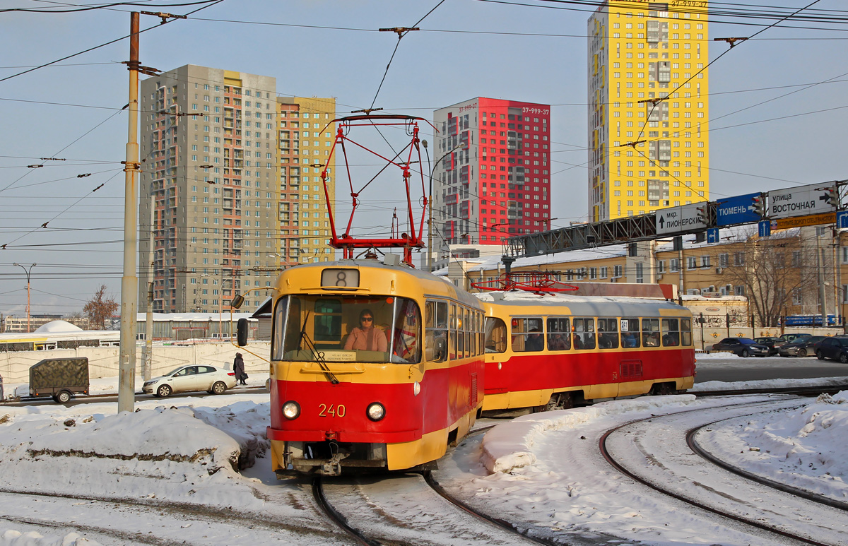 Yekaterinburg, Tatra T3SU № 240