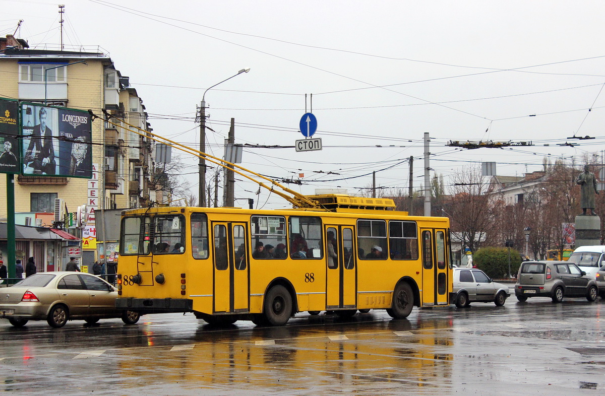 Полтава, ЮМЗ Т2 № 88