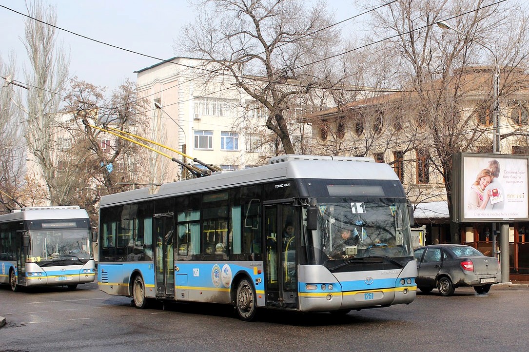 Almatõ, YoungMan JNP6120GDZ (Neoplan Kazakhstan) № 1251