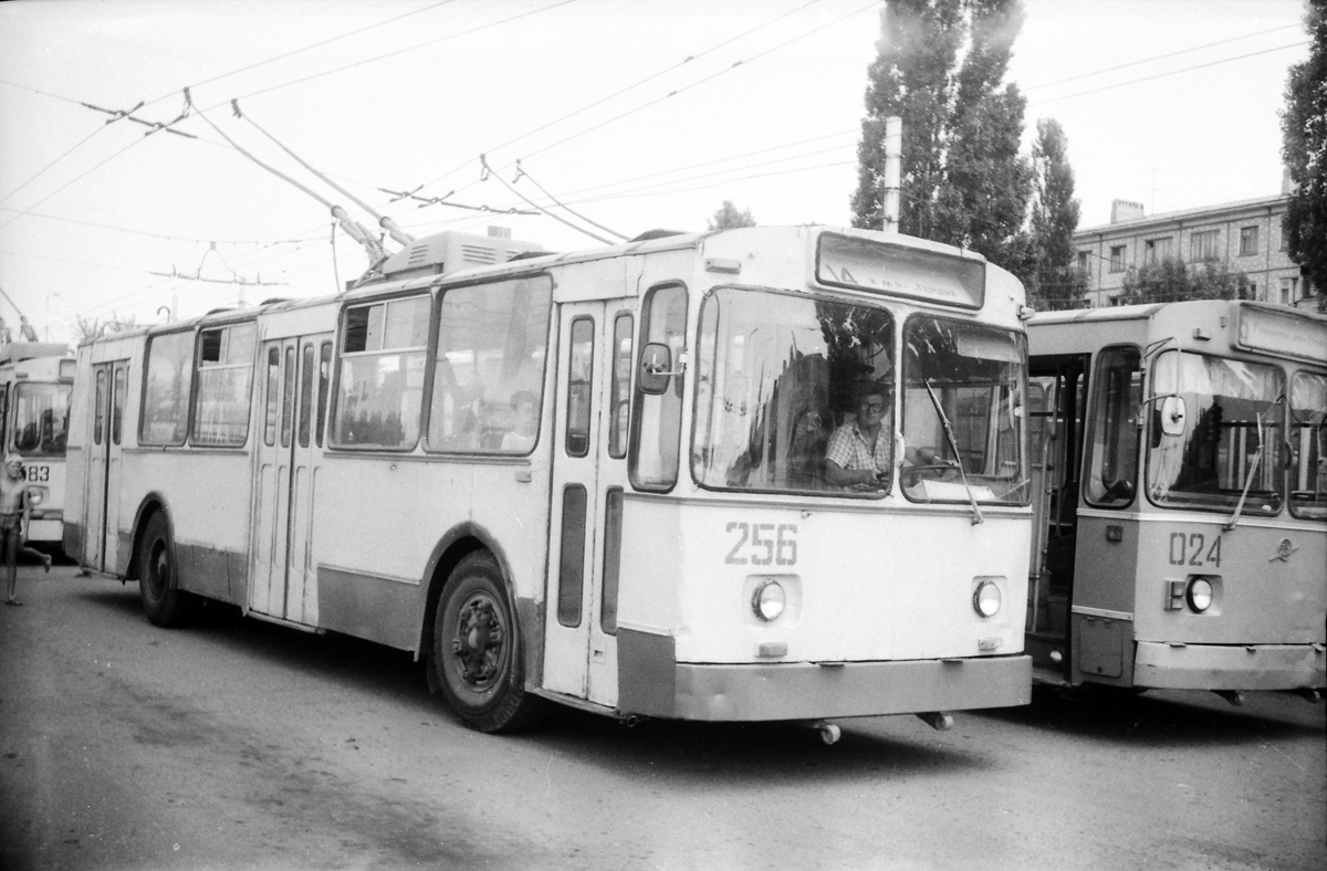 Краснодар, ЗиУ-682Б № 256