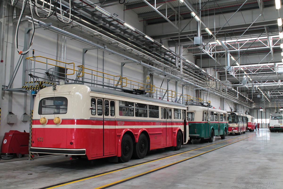 Прага, Tatra T400 III.B № 431; Пльзень — 75 лет троллейбусного движения в Пльзени