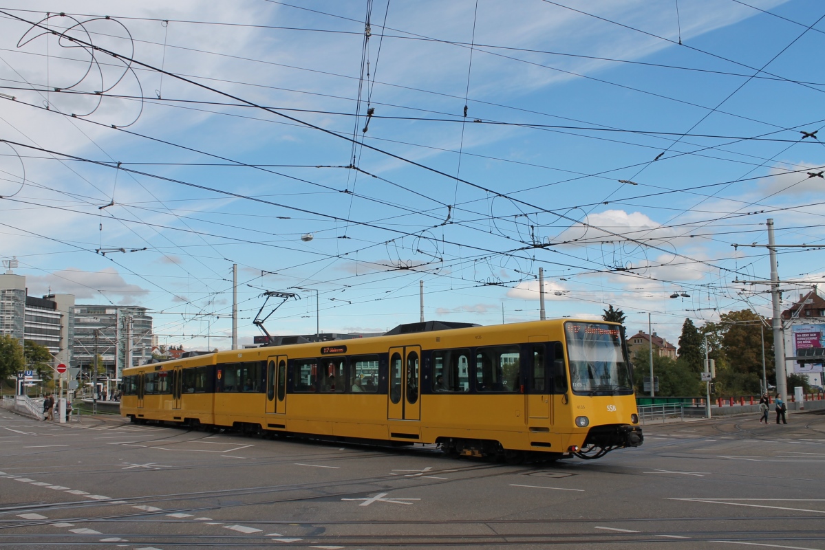 Stuttgart, Duewag DT8.S Nr. 4135 Stuttgart, Duewag DT8.S Nr. 4135