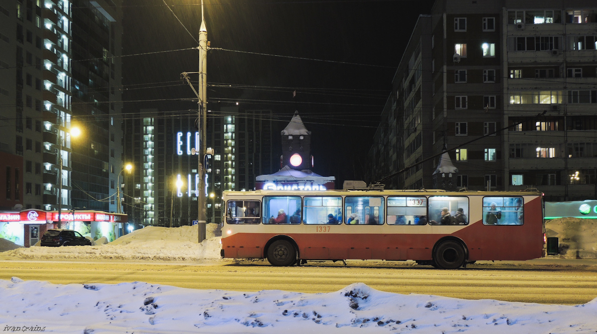 Ижевск, ЗиУ-682Г-018 [Г0Р] № 1337