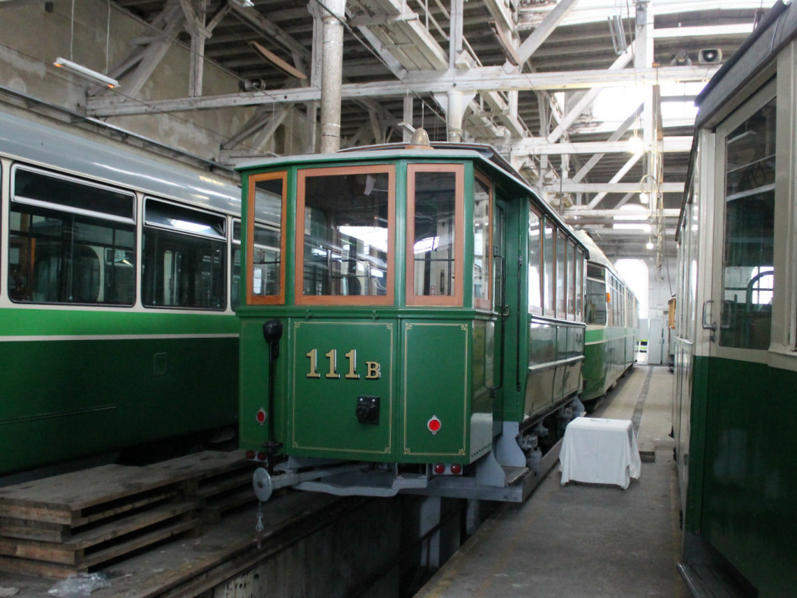 Грац, Двухосный прицепной вагон № 111B