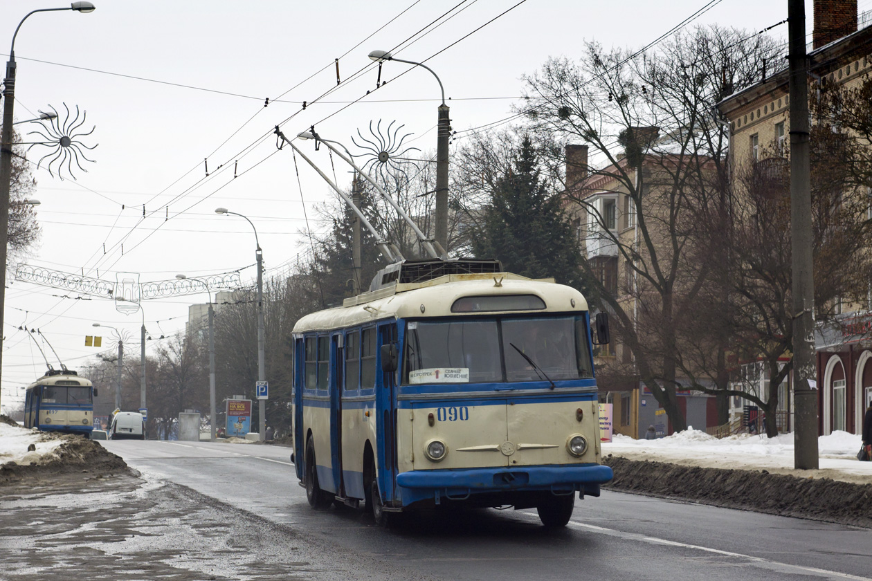 Ровно, Škoda 9TrH27 № 090