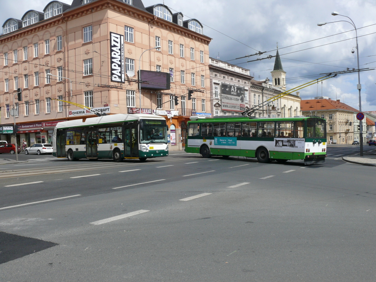 Пльзень, Škoda 14TrM № 435; Пльзень, Škoda 24Tr Irisbus Citelis № 513