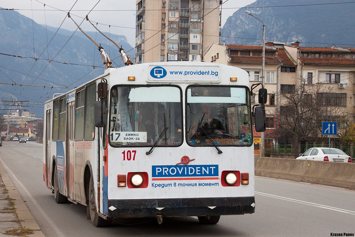 Враца, ЗиУ-682В1УБ № 107