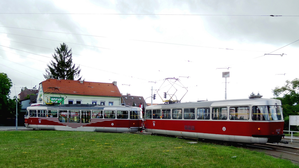Прага, Tatra T3R.PLF № 8252; Прага, Tatra T3R.P № 8570