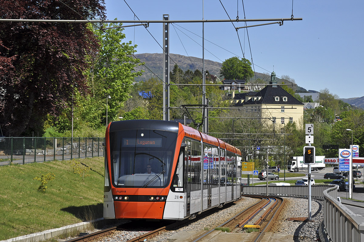 Bergen, Stadler Variobahn # 218