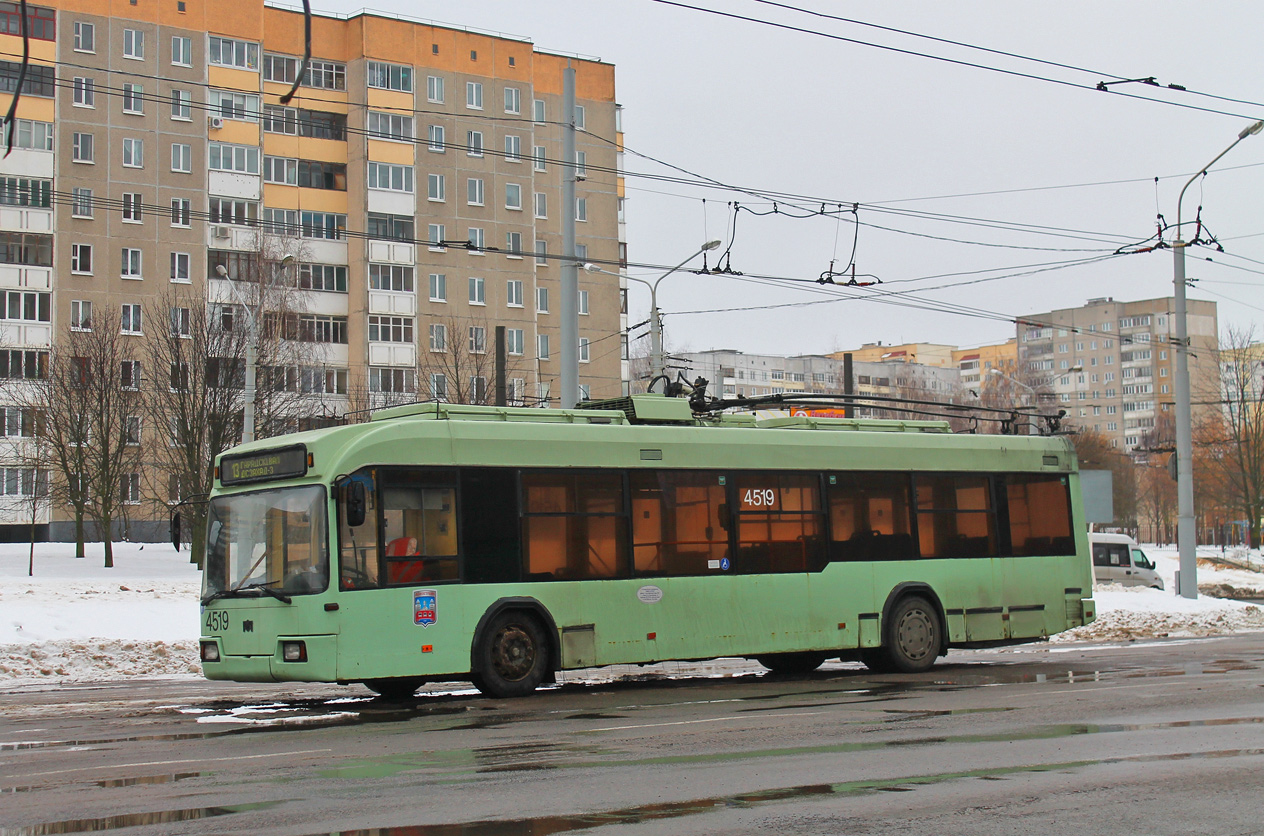 Минск, БКМ 32102 № 4519