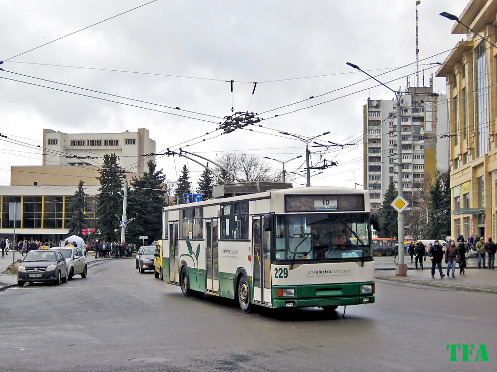 Луцк, MPK/Jelcz 120MT № 229