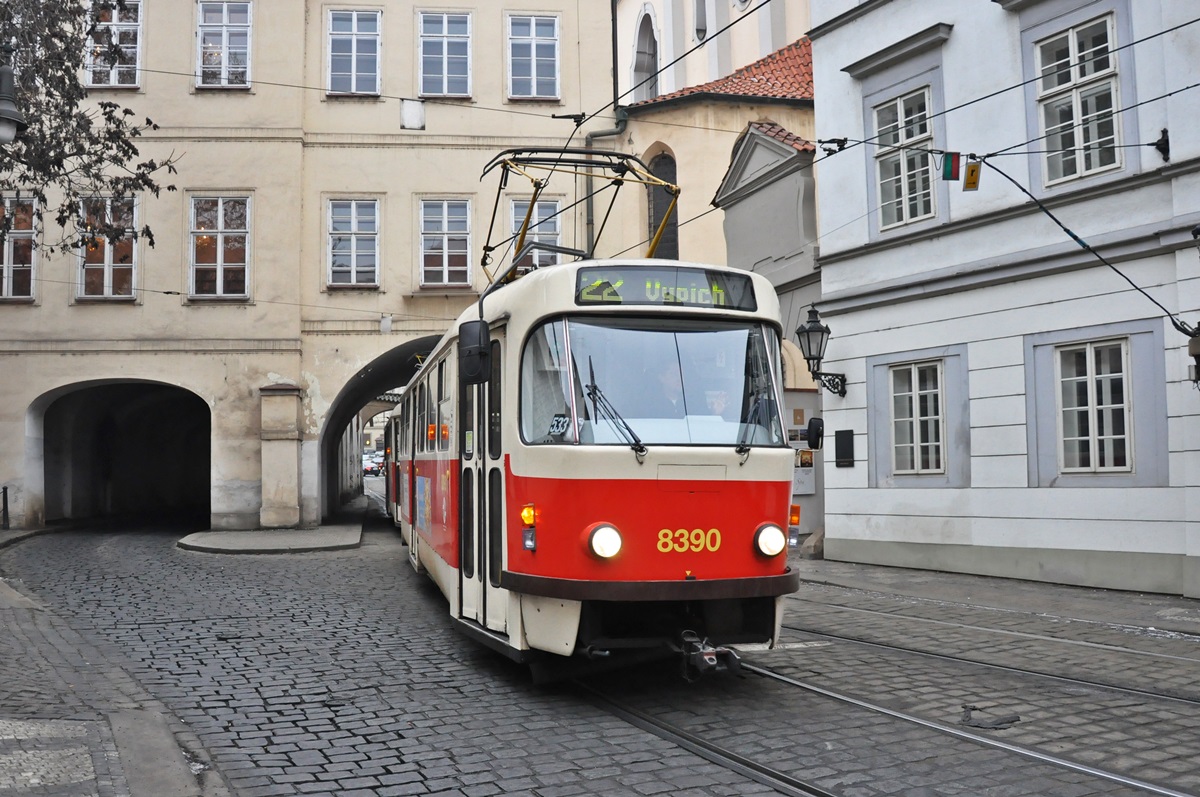 Прага, Tatra T3R.P № 8390