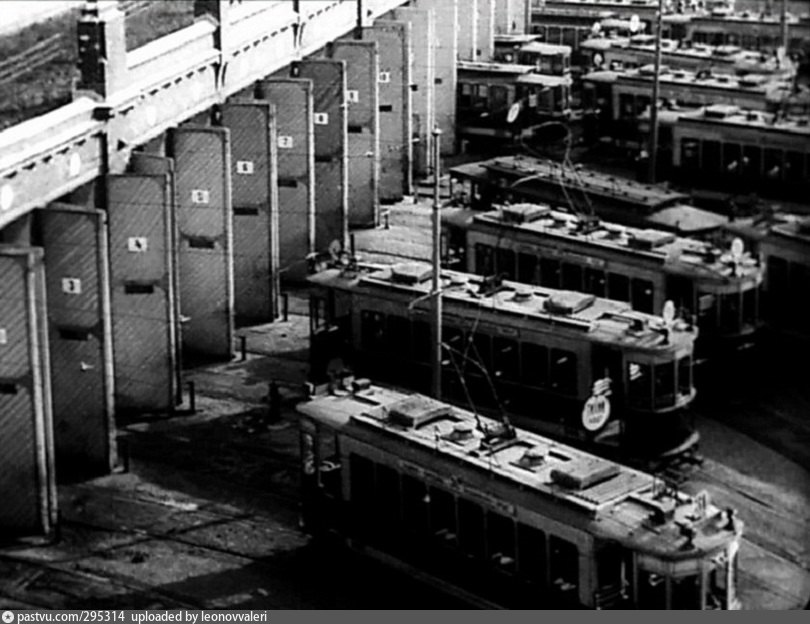 Москва — Виды с высоты; Москва — Исторические фотографии — Трамвай и Троллейбус (1921-1945)