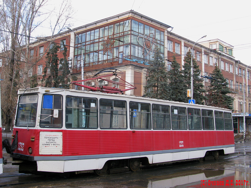 Саратов, 71-605 (КТМ-5М3) № 1292