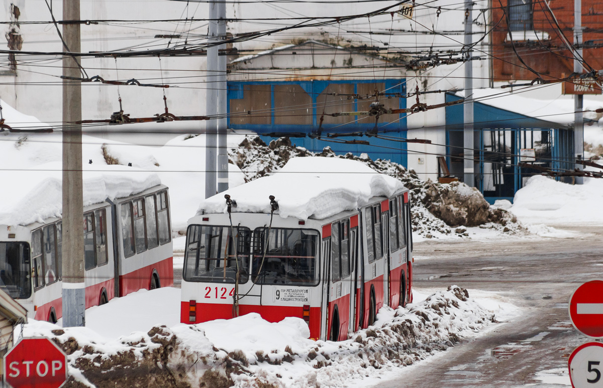 Ижевск, ЗиУ-683В01 № 2124