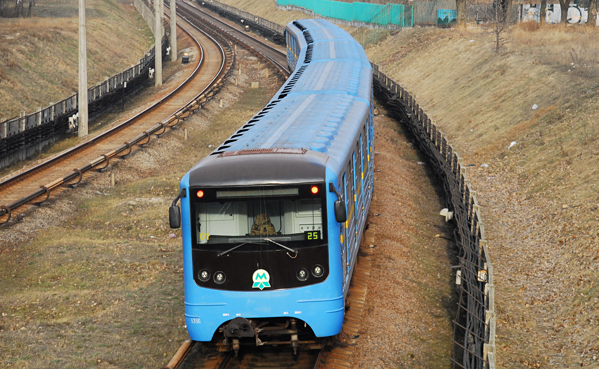 Киев, Е-КМ-Гб (81-7080) № 5356