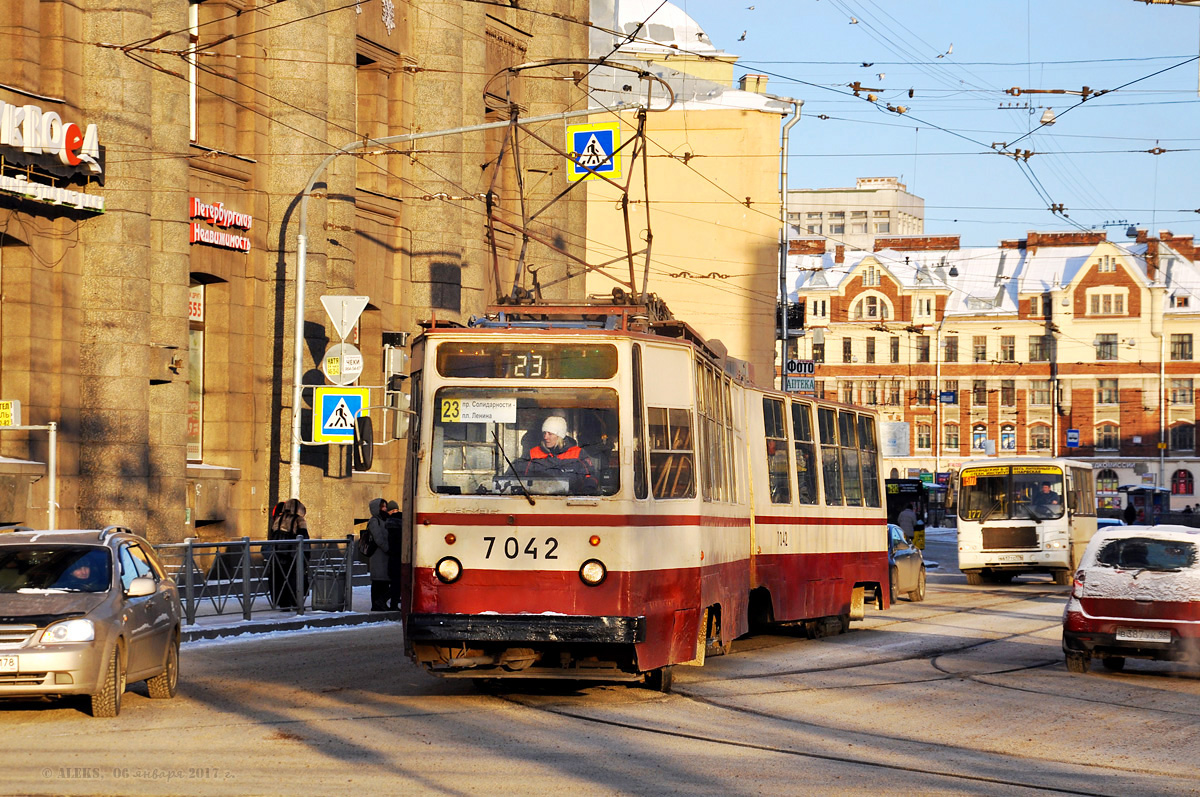 Санкт-Петербург, ЛВС-86К № 7042