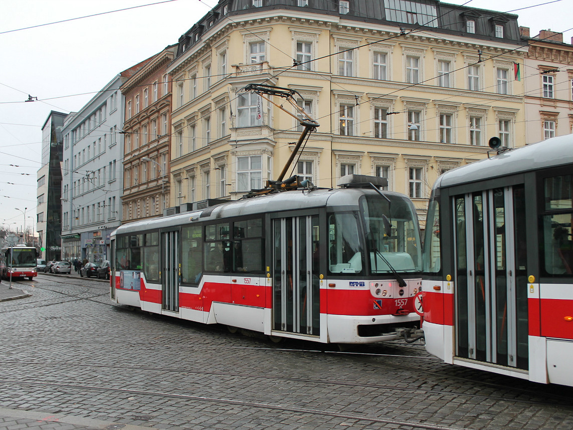 Брно, Vario LFR.E № 1557