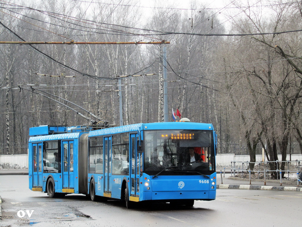 Moskva, Trolza-6206.01 “Megapolis” č. 9608