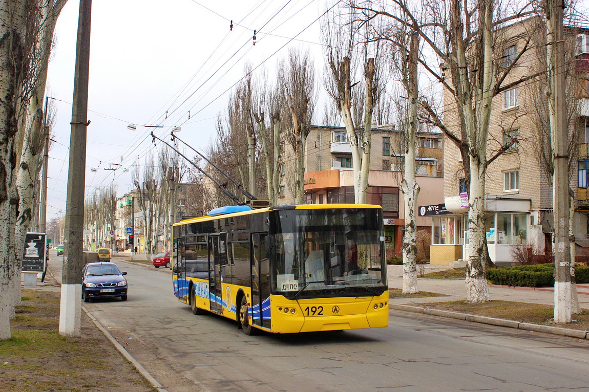 Кременчуг, ЛАЗ E183D1 № 192