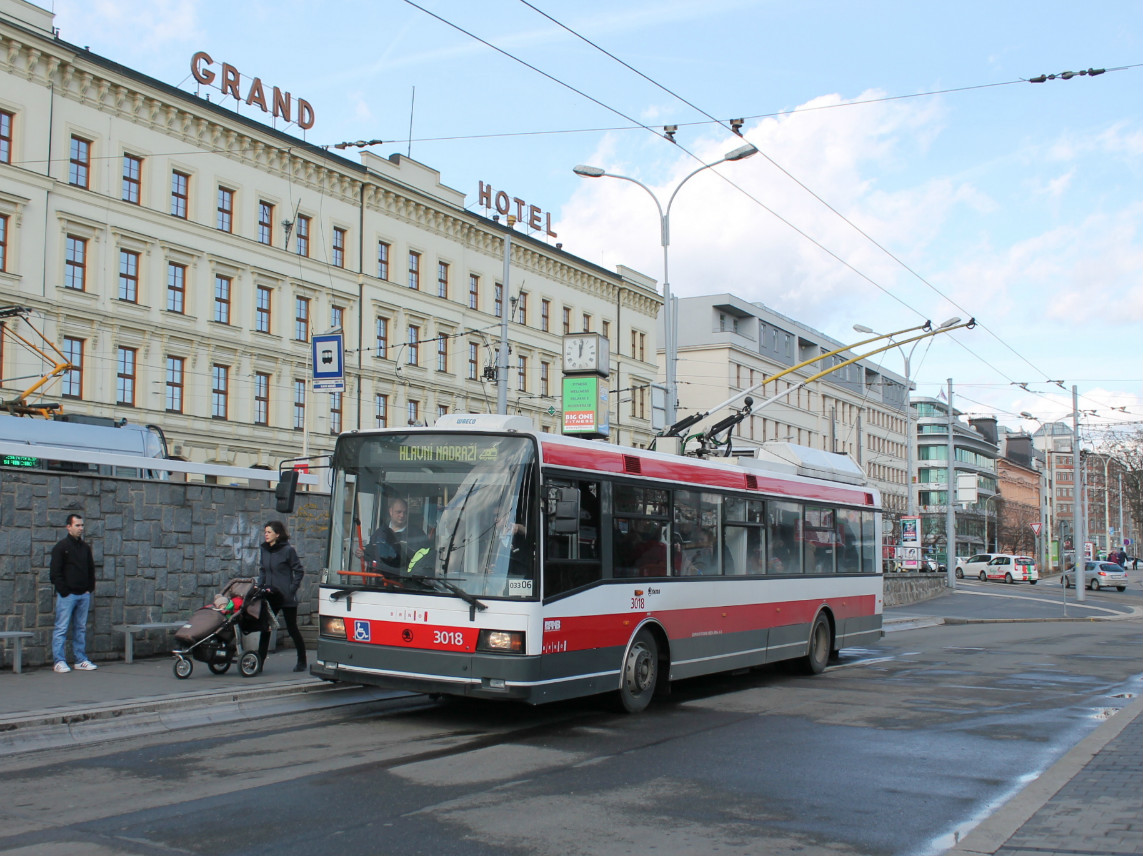 Брно, Škoda 21Tr № 3018