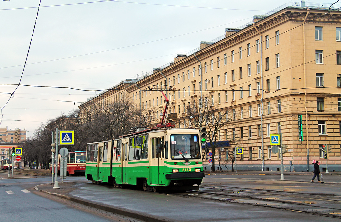 Sankt Petersburg, LVS-86K Nr 8182