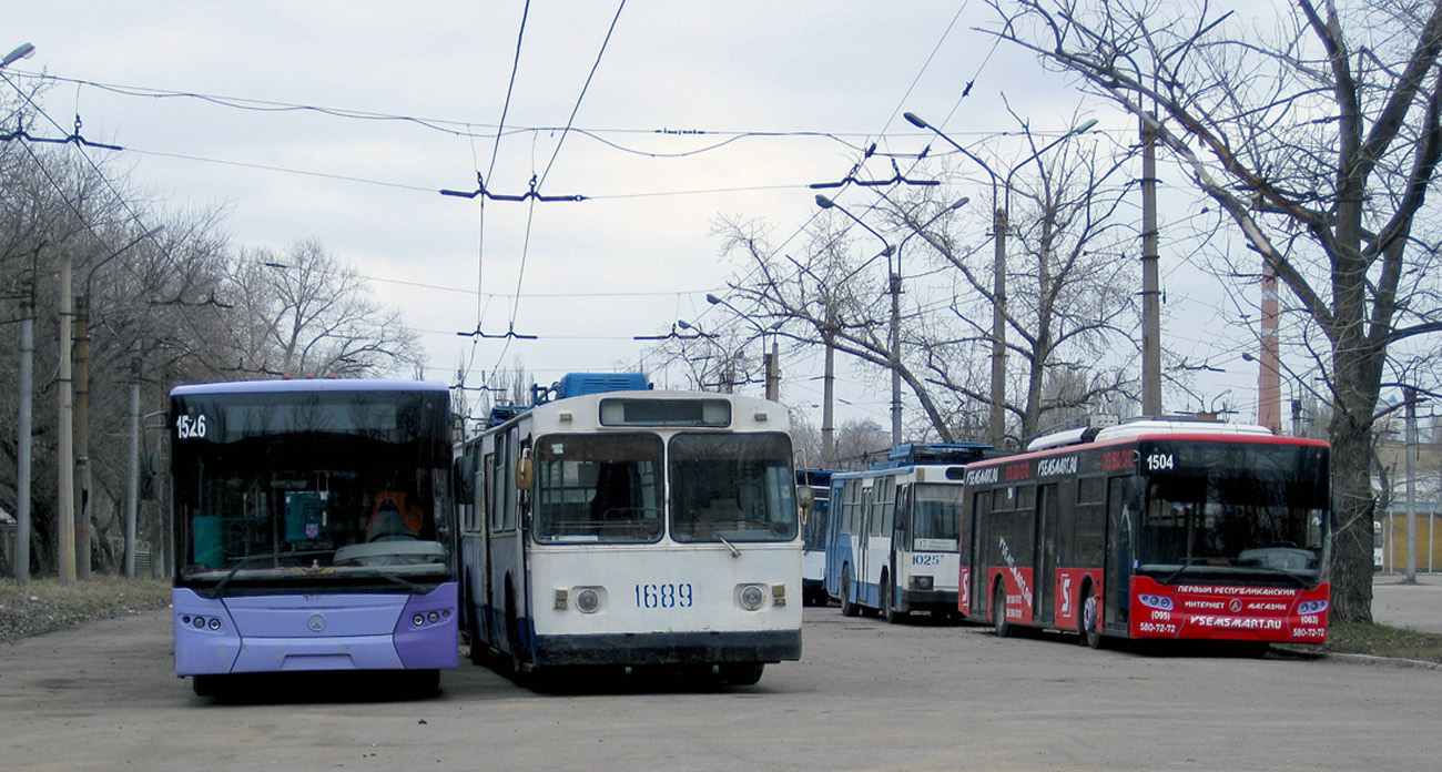 Донецк, ЛАЗ E301A1 № 1526; Донецк, ЗиУ-682В [В00] № 1689; Донецк, ЛАЗ E183A1 № 1504