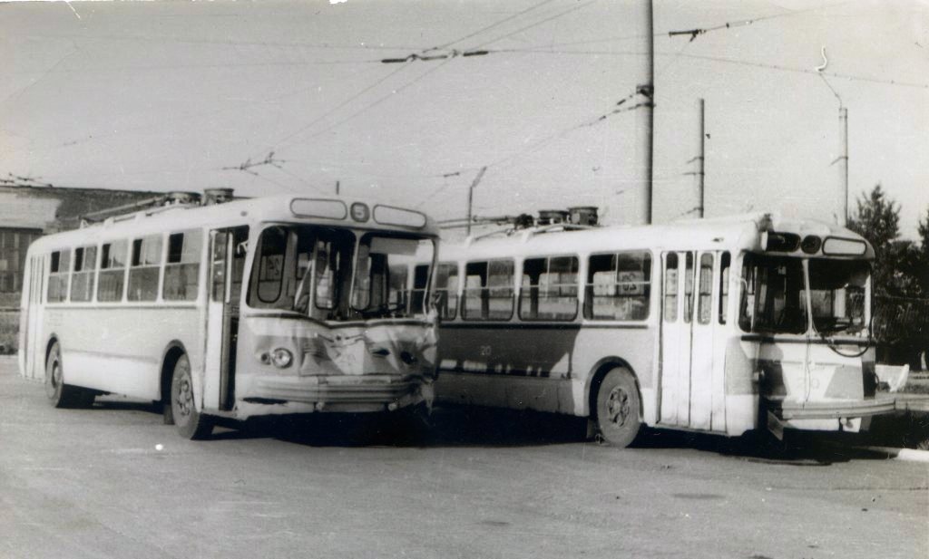 Пермь, ЗиУ-5Д № 24; Пермь, ЗиУ-5Д № 20; Пермь — Старые фотографии