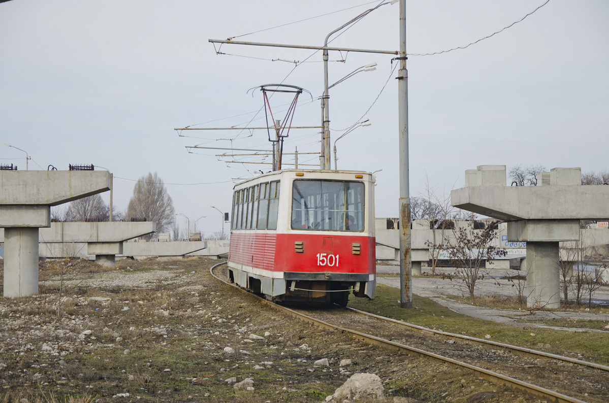 Днепр, 71-605 (КТМ-5М3) № 1501