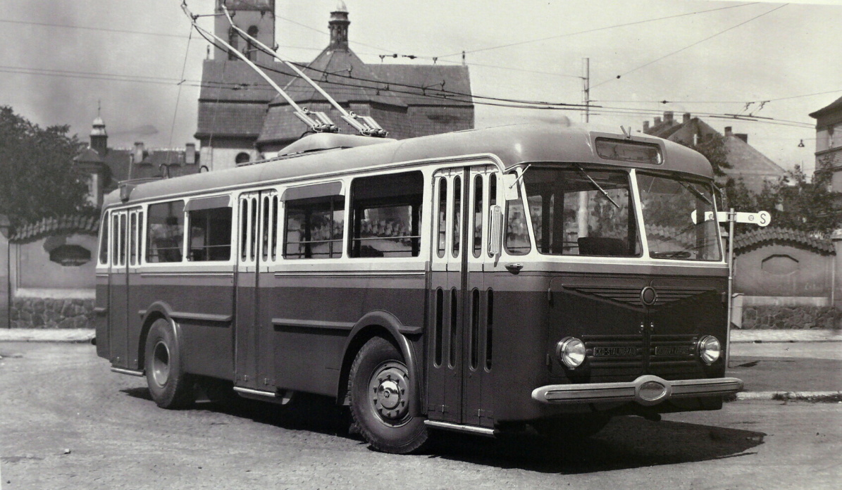 Дечин, Škoda 7Tr2 № 5; Плзень — Новые троллейбусы с завода Шкода