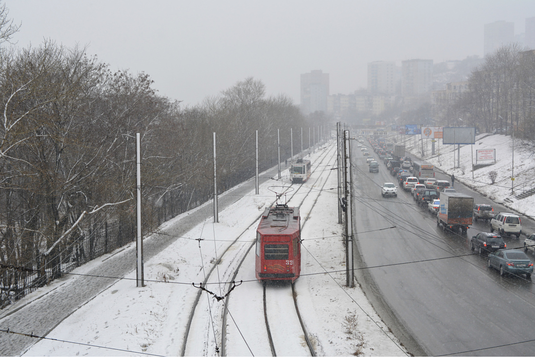 Vladivostok, 71-132 (LM-93) # 320; Vladivostok — Miscellaneous photos; Vladivostok — Theme trams