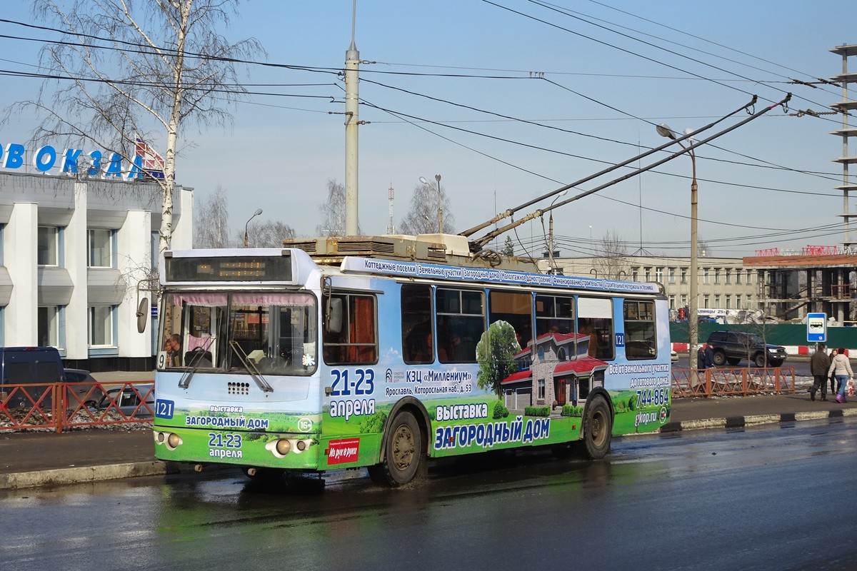 Iaroslavl, ZiU-682G-016.02 N°. 121