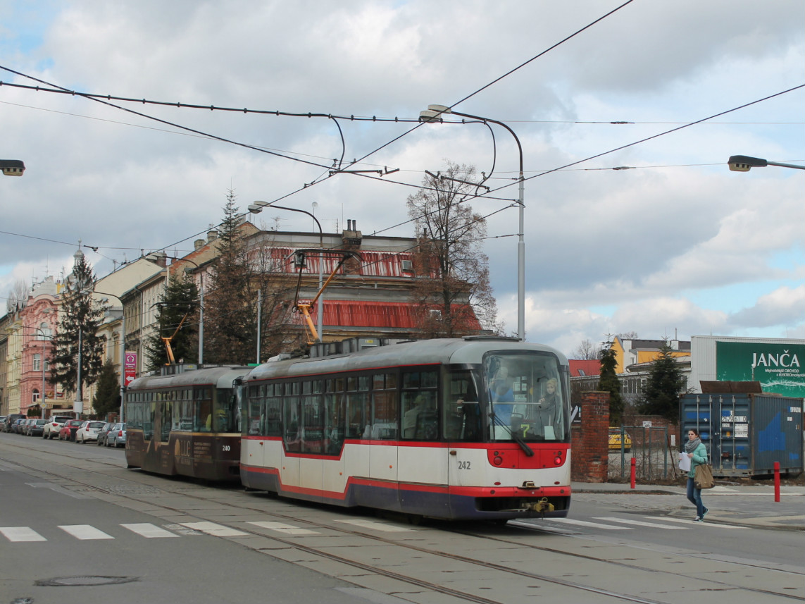 Оломоуц, Vario LFR.S № 242