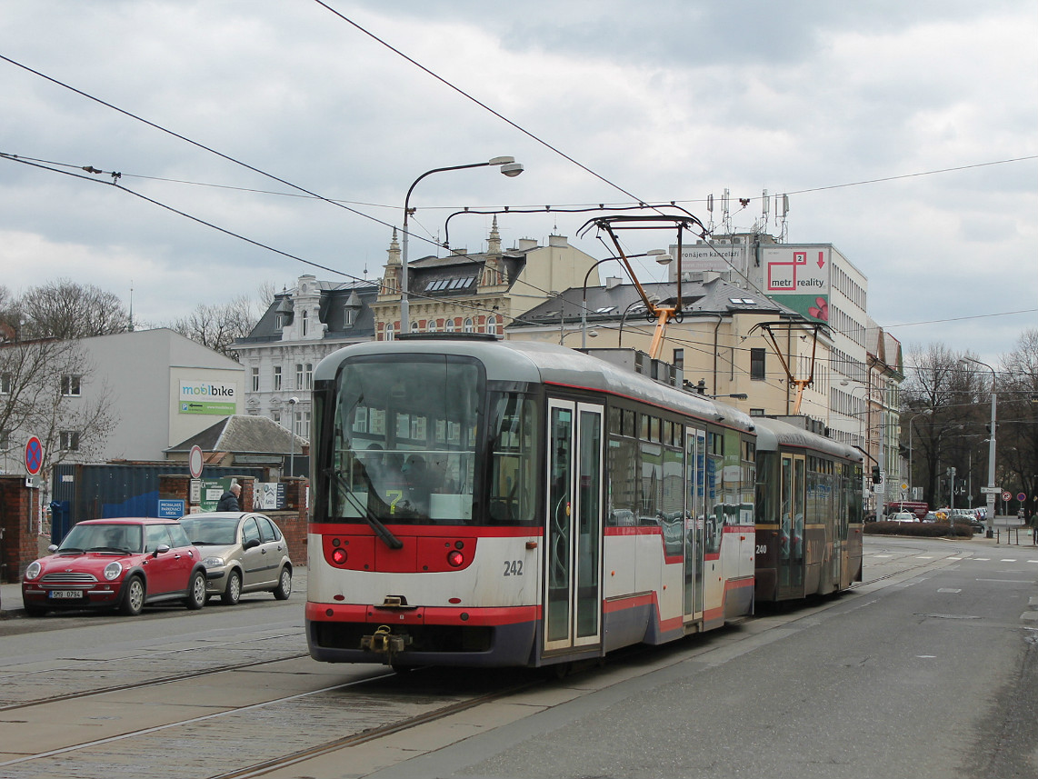 Оломоуц, Vario LFR.S № 242