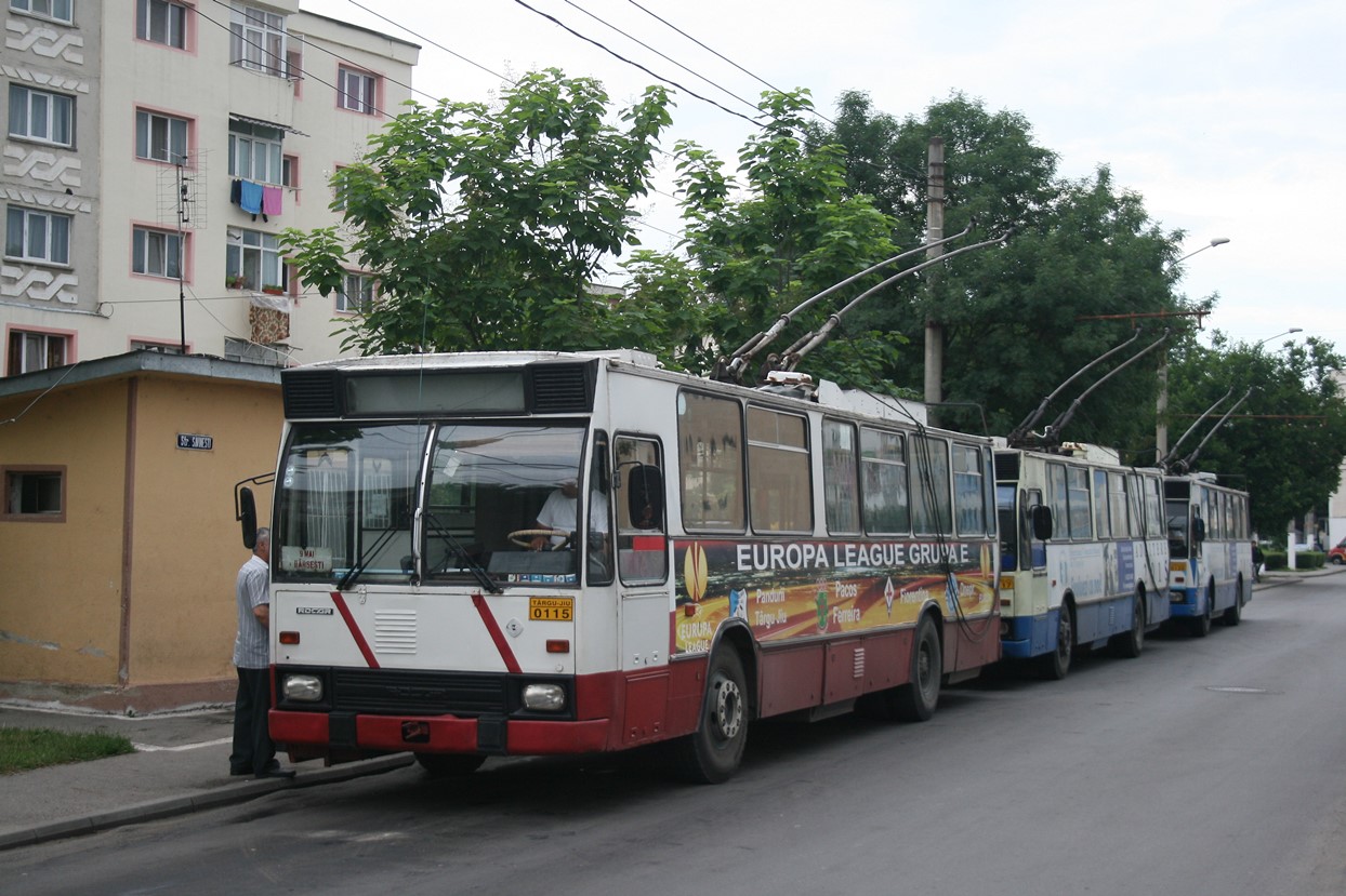 Тыргу Жиу, городской округ, ROCAR 212E № 111