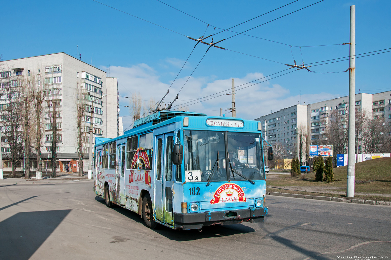 Кременчуг, ЮМЗ Т2 № 182