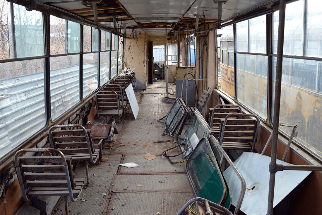 Владивосток, 71-132 (ЛМ-93) № 319; Владивосток — Военно-патриотический клуб "Техника XX века в Приморском крае". Музей А. М. Козицкого.