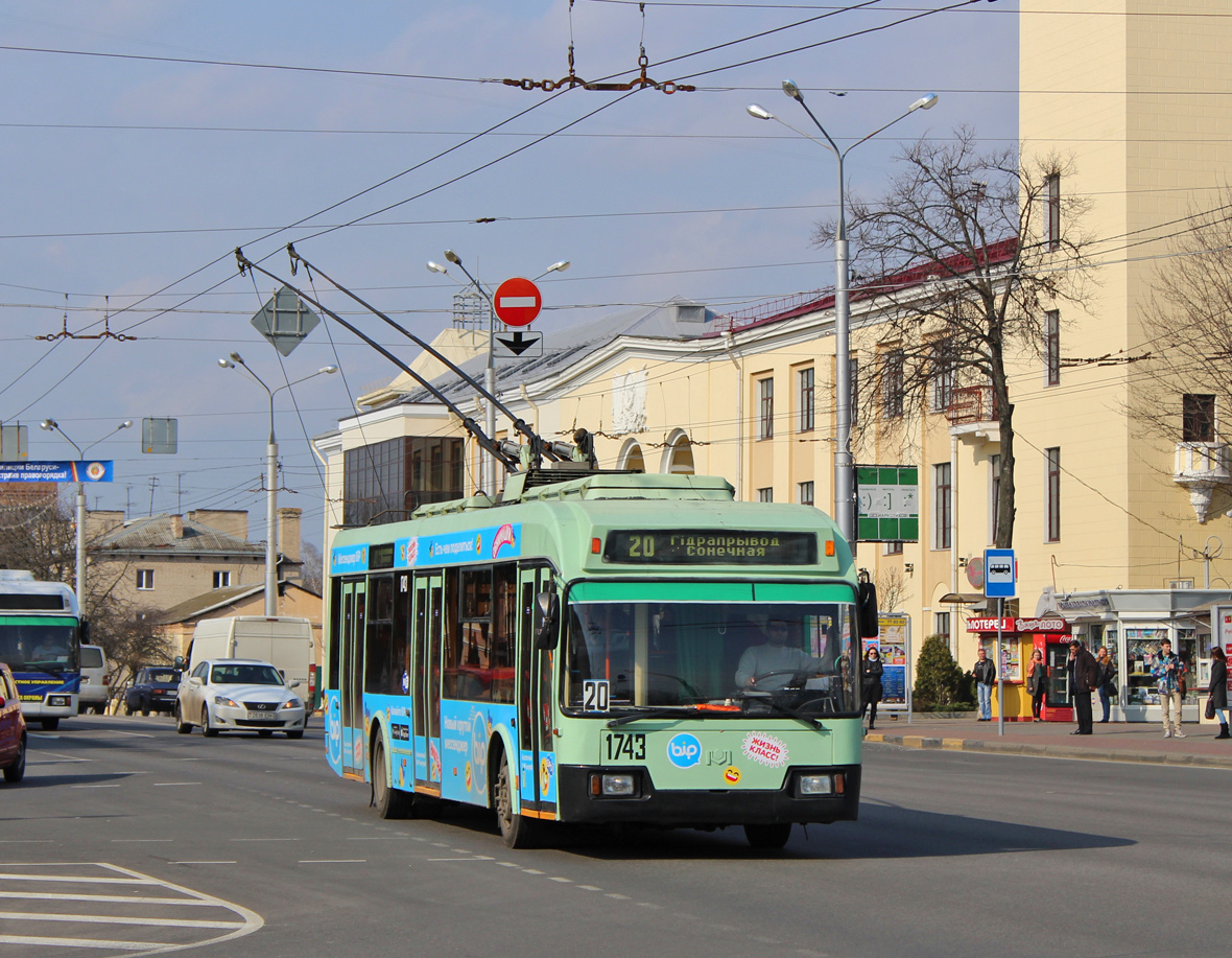 Гомель, БКМ 32102 № 1743