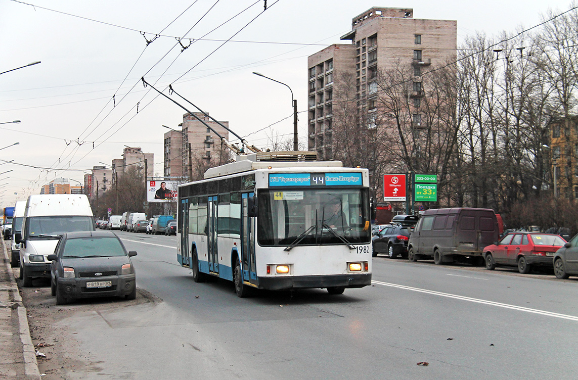 Санкт-Петербург, ВМЗ-5298.01 (ВМЗ-463) № 1982