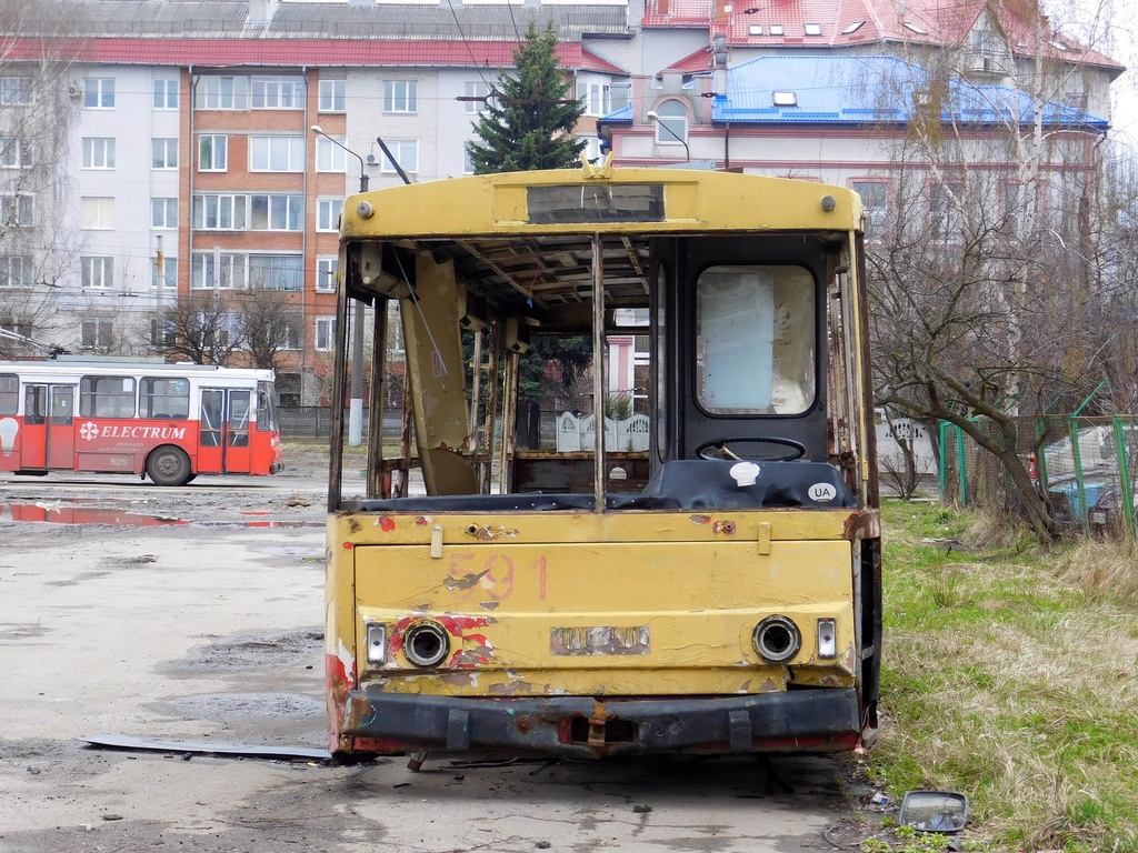 Львов, Škoda 14Tr08/6 № 591