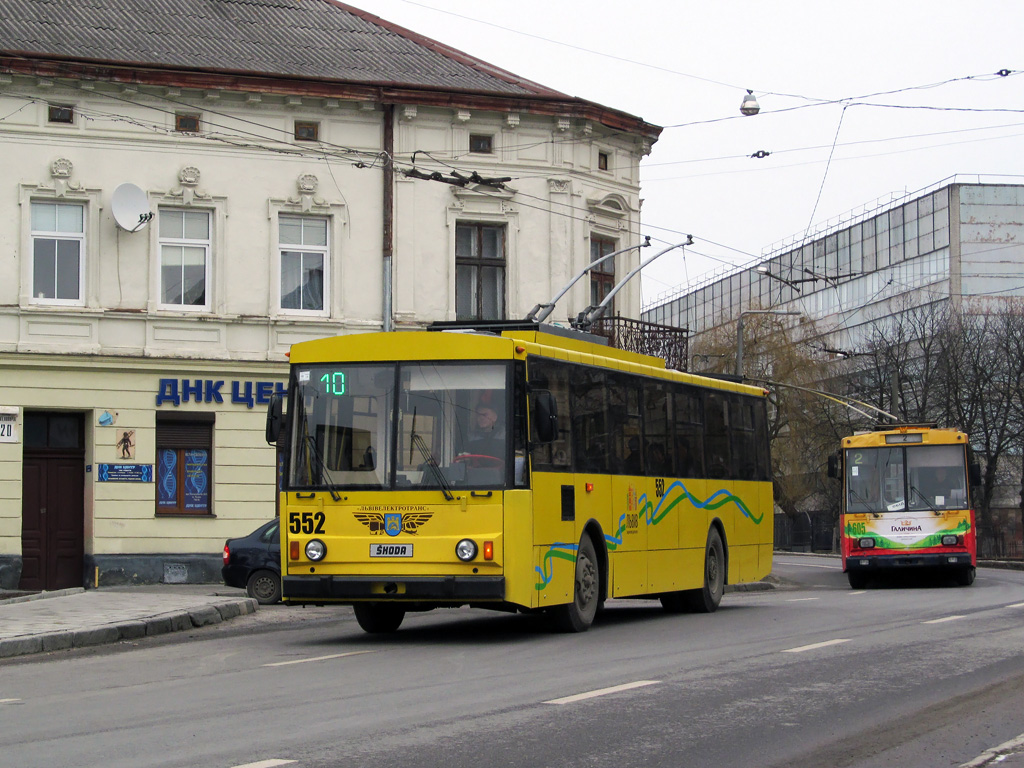 Львов, Škoda 14Tr89/6 № 552
